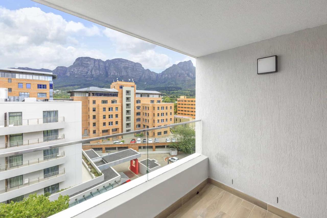 Newlands Peak Aparthotel By Totalstay Cidade Do Cabo Exterior foto