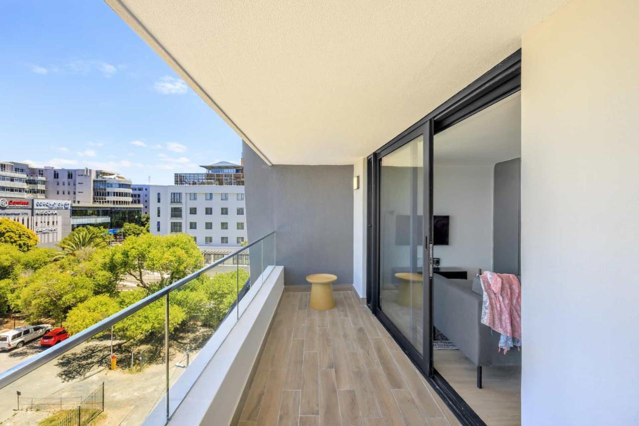 Newlands Peak Aparthotel By Totalstay Cidade Do Cabo Exterior foto