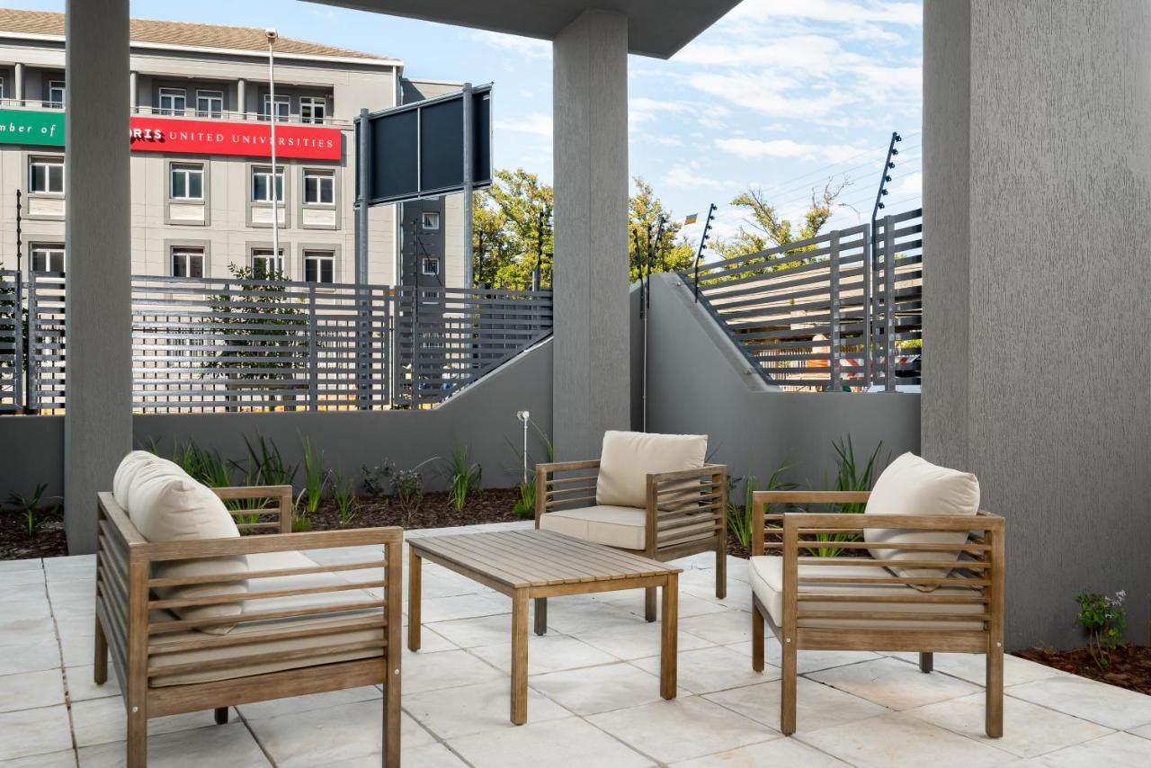 Newlands Peak Aparthotel By Totalstay Cidade Do Cabo Exterior foto